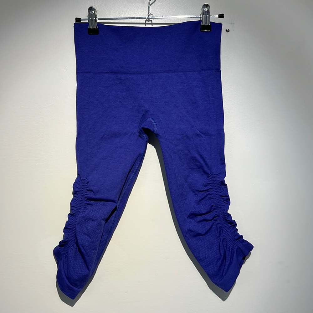 Mid rise running crops